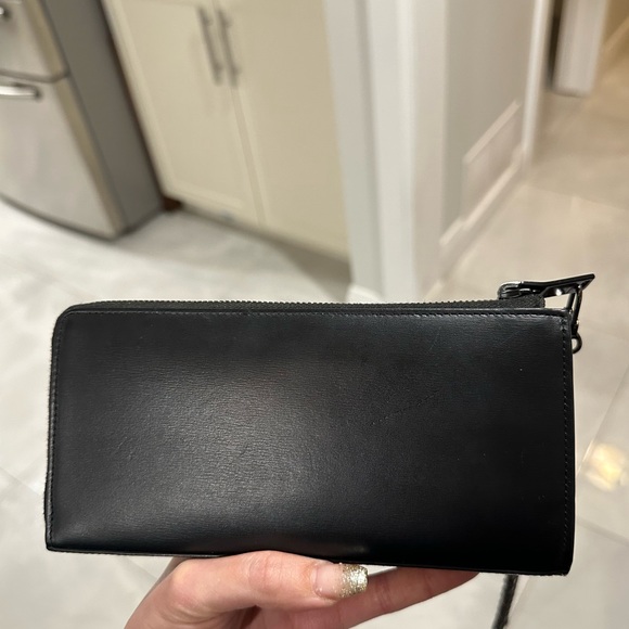 Authentic YSL zip wallet - Picture 8 of 16